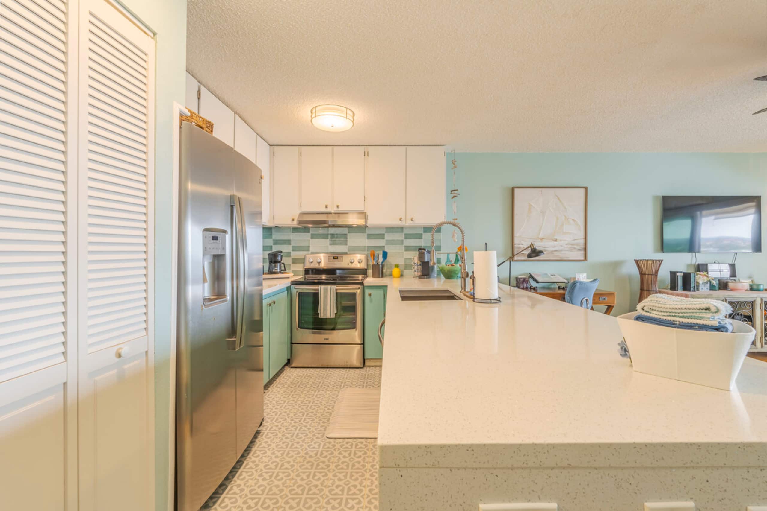 Condo in Kailua-Kona · ★4.95 · 1 bedroom · 1 bed · 1 bath - Image 9