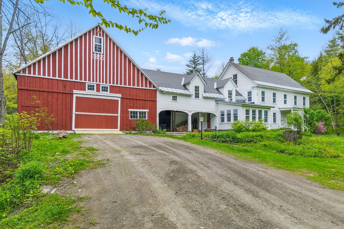 Pikes Farmhouse, Jamaica VT