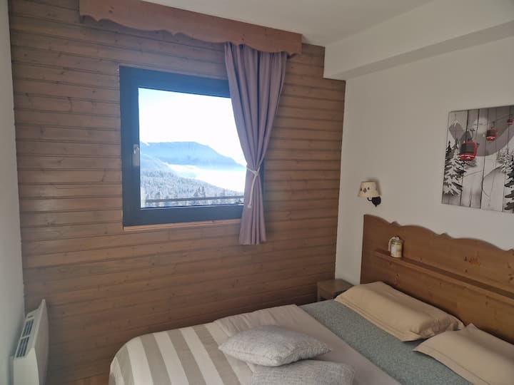 საძინებელი 1