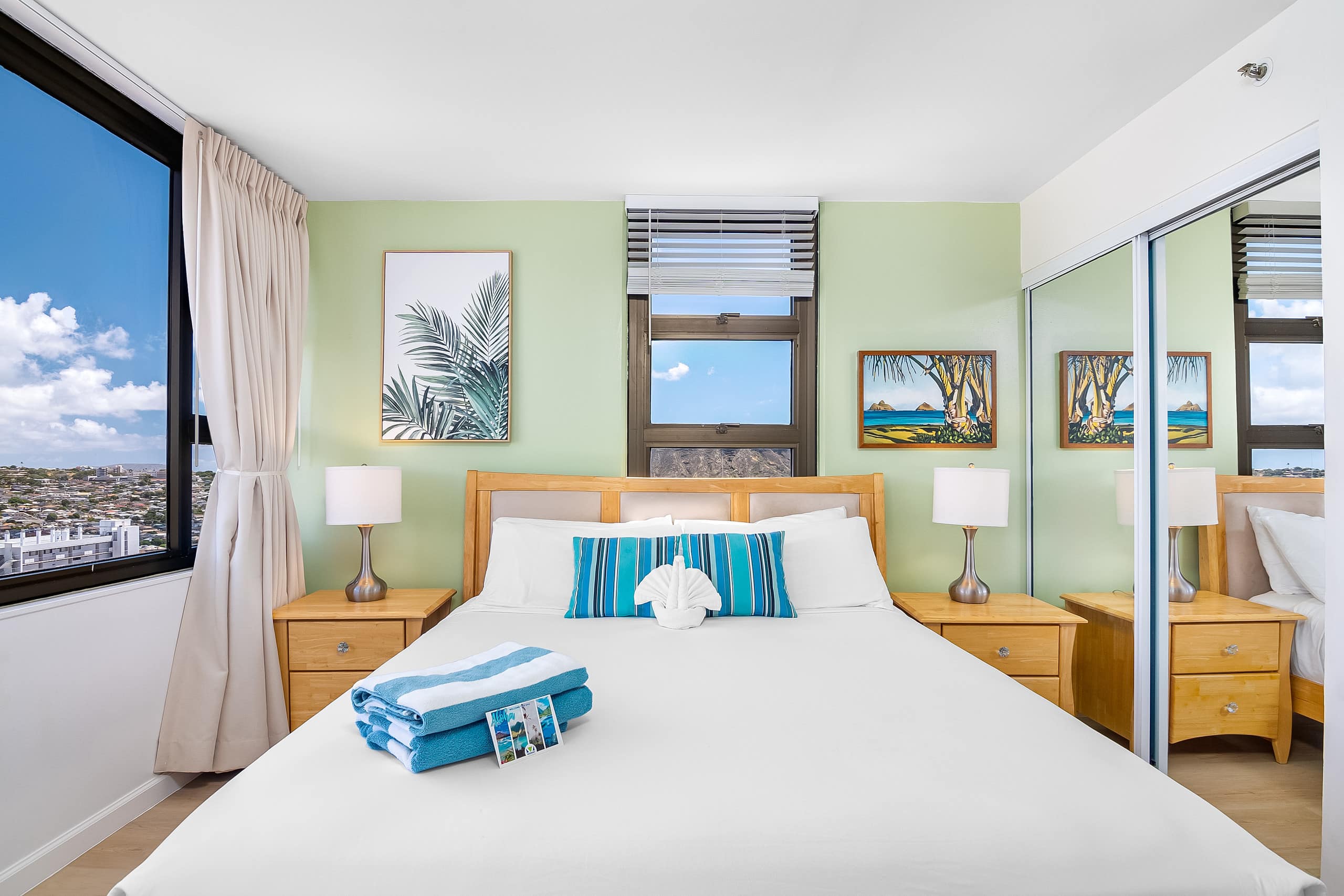 Condo in Honolulu · ★4.77 · 1 bedroom · 2 beds · 1 private bath - Image 34