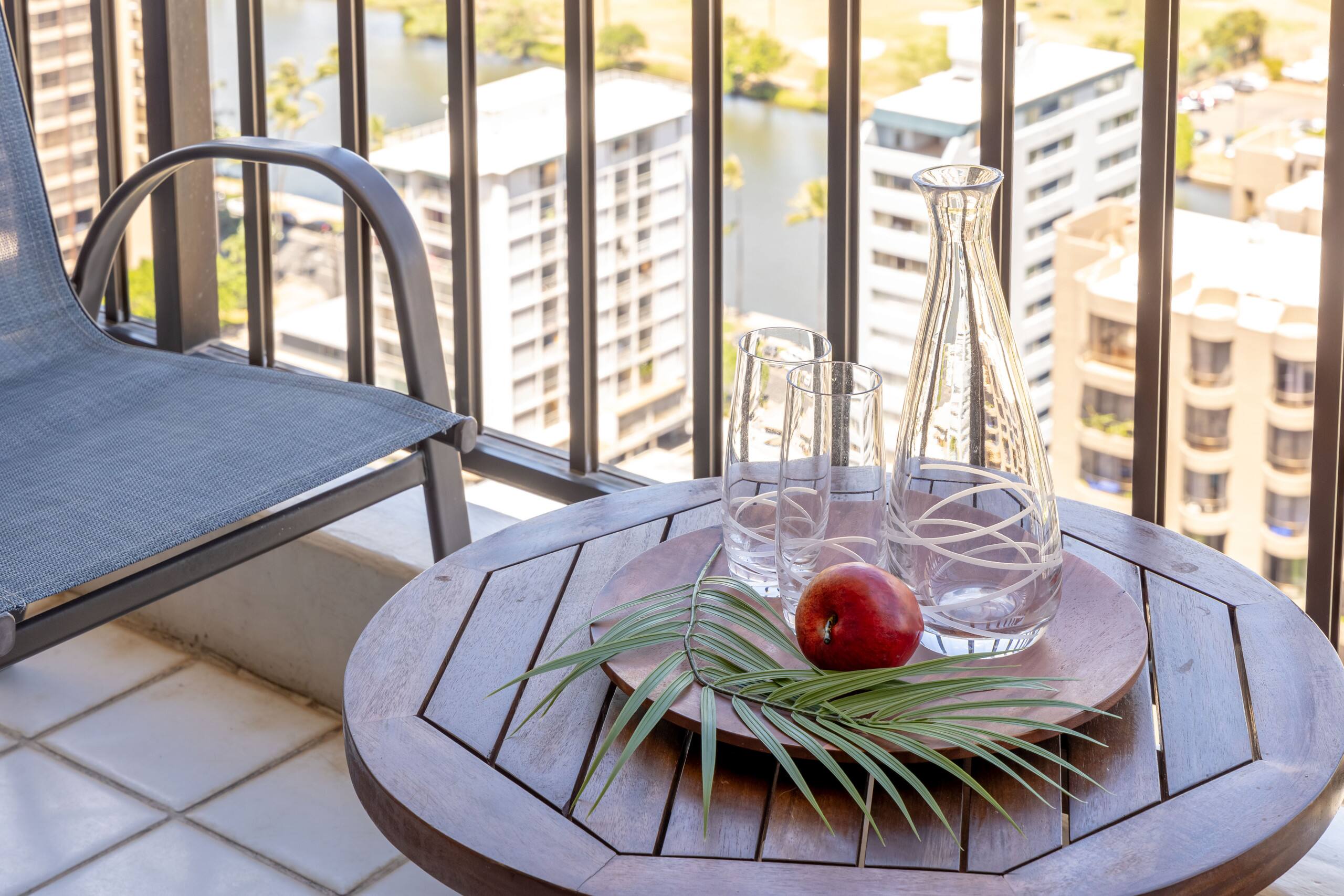 Condo in Honolulu · ★4.77 · 1 bedroom · 2 beds · 1 private bath - Image 50