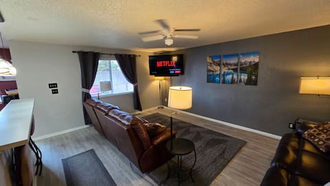 Successful Airbnb property: Serene views, pure relaxation - Escape to Colorado in Commerce City