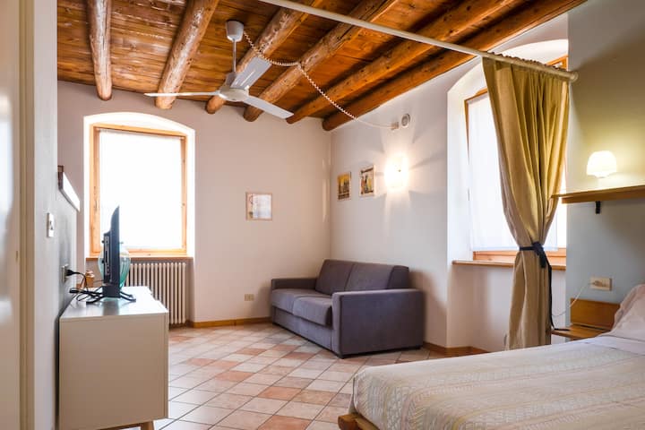 Le Ginestre Monolocale Con Piscina - Lazise, VR