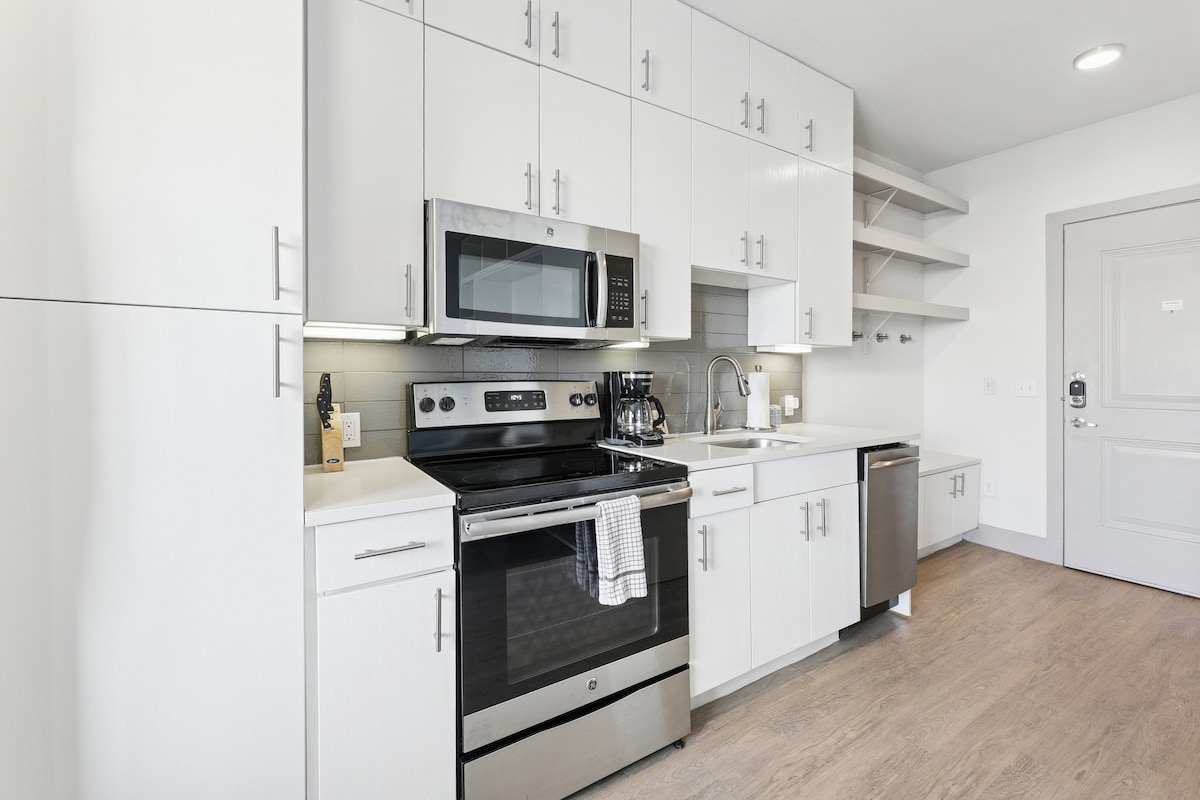 Sentral Studio Apt on East 6th St
