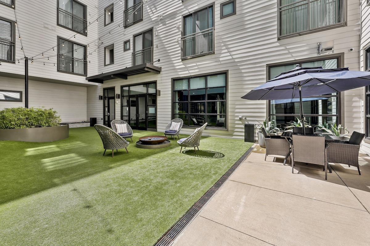 Sentral Studio Apt on East 6th St
