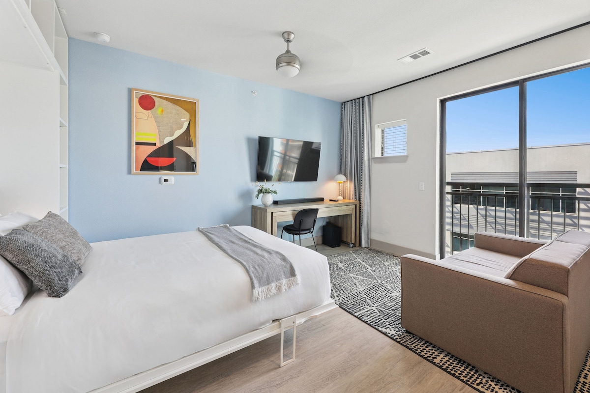 Sentral Studio Apt on East 6th St