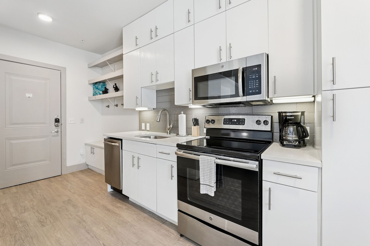 Sentral Studio Apt on East 6th St