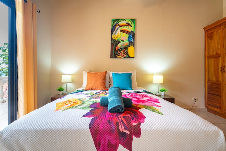 Двойно легло.  