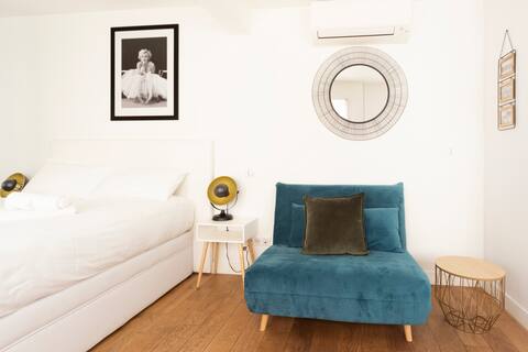 Top Airbnb: Large modern Studio near Croisette and beaches in Cannes
