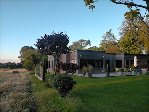 "Contemporary house in the heart of nature"