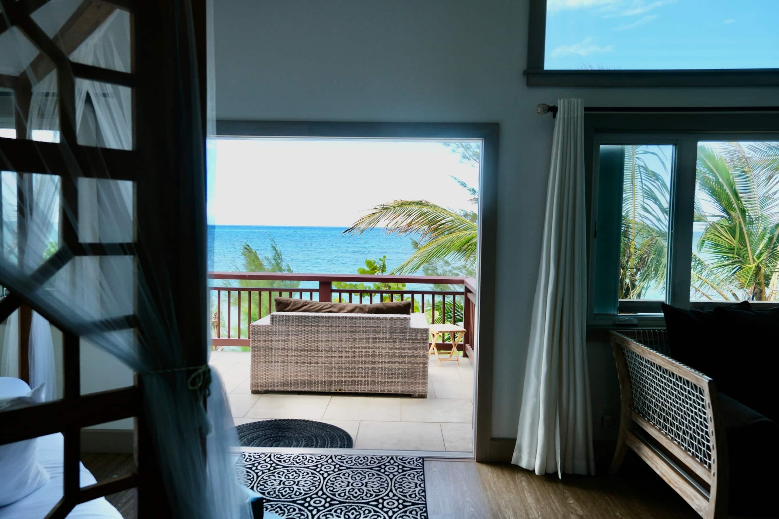 Ocean Views Studio - 100 Foot Wave Getaways - Image 4