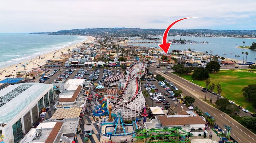 Bayside 5 Bed, 3bath-1 Block to Ocean/Bay-Sleeps16