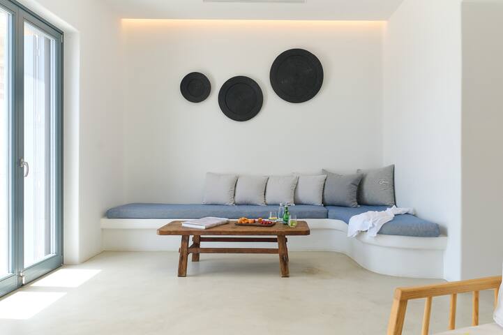 Villa Agate by Mykonos Rocks gallery image 3