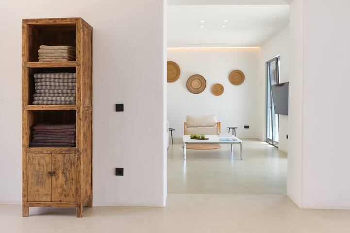 Villa Agate by Mykonos Rocks gallery image 4