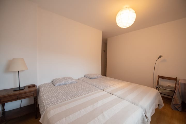 غرفة النوم 2