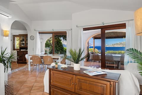 Top Airbnb: Villasarda Molara, 8 sleeps, pool, sea view a San Teodoro