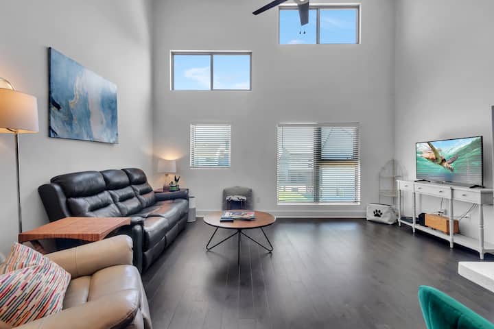 La Maison D'argent(the Silver House)new-loft Style Elegance - Lafayette, LA