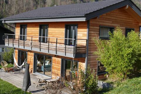 Bright 4 bedroom house