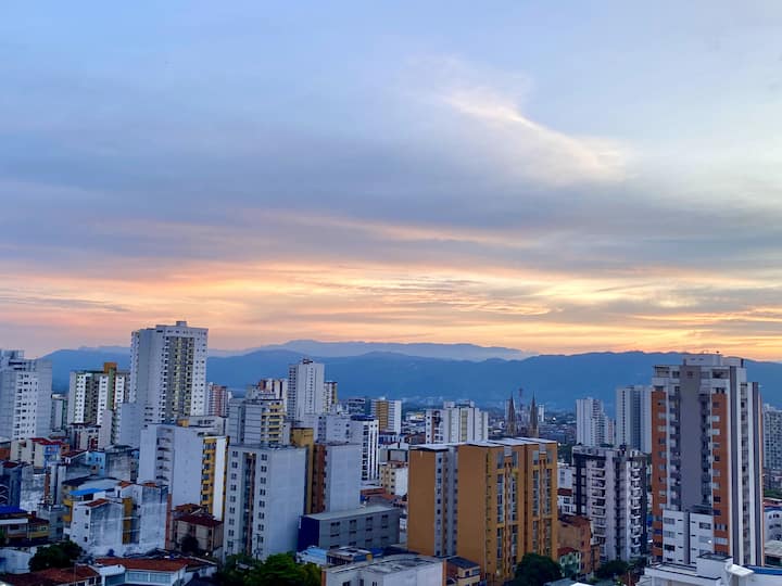 Stylish & Breezy City Loft With Amazing Sunsets! - Bucaramanga