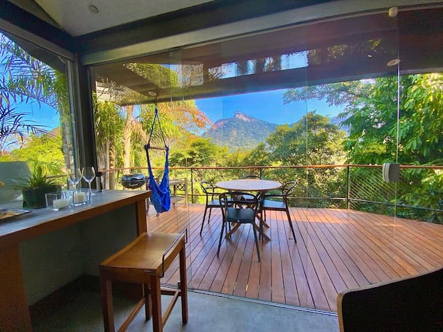 Contemporary House in the Forest