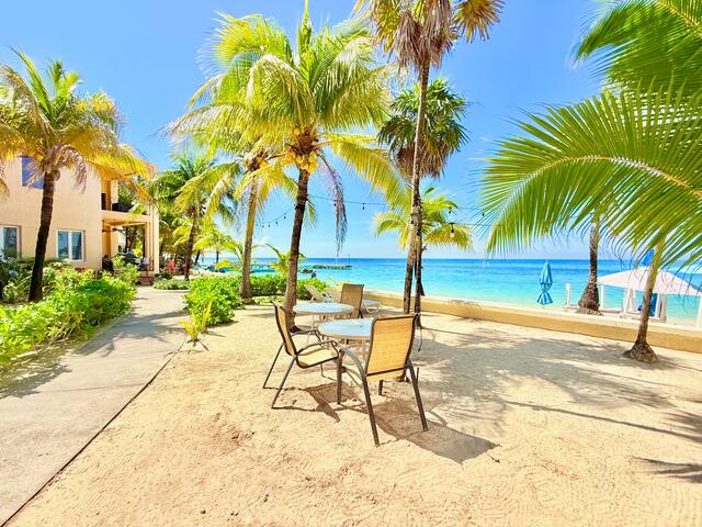 One Stop Roatan managed Airbnb listing 1