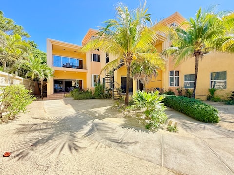 Coral Sand 10, Condos 1 & 5 @ West Bay Beach