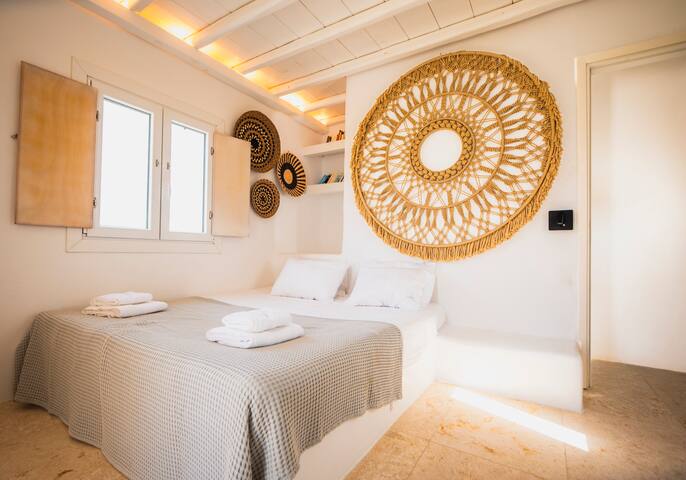 Villa Poppy Mykonos gallery image 3