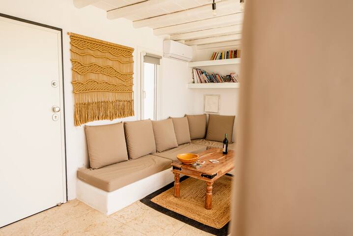 Villa Poppy Mykonos gallery image 4