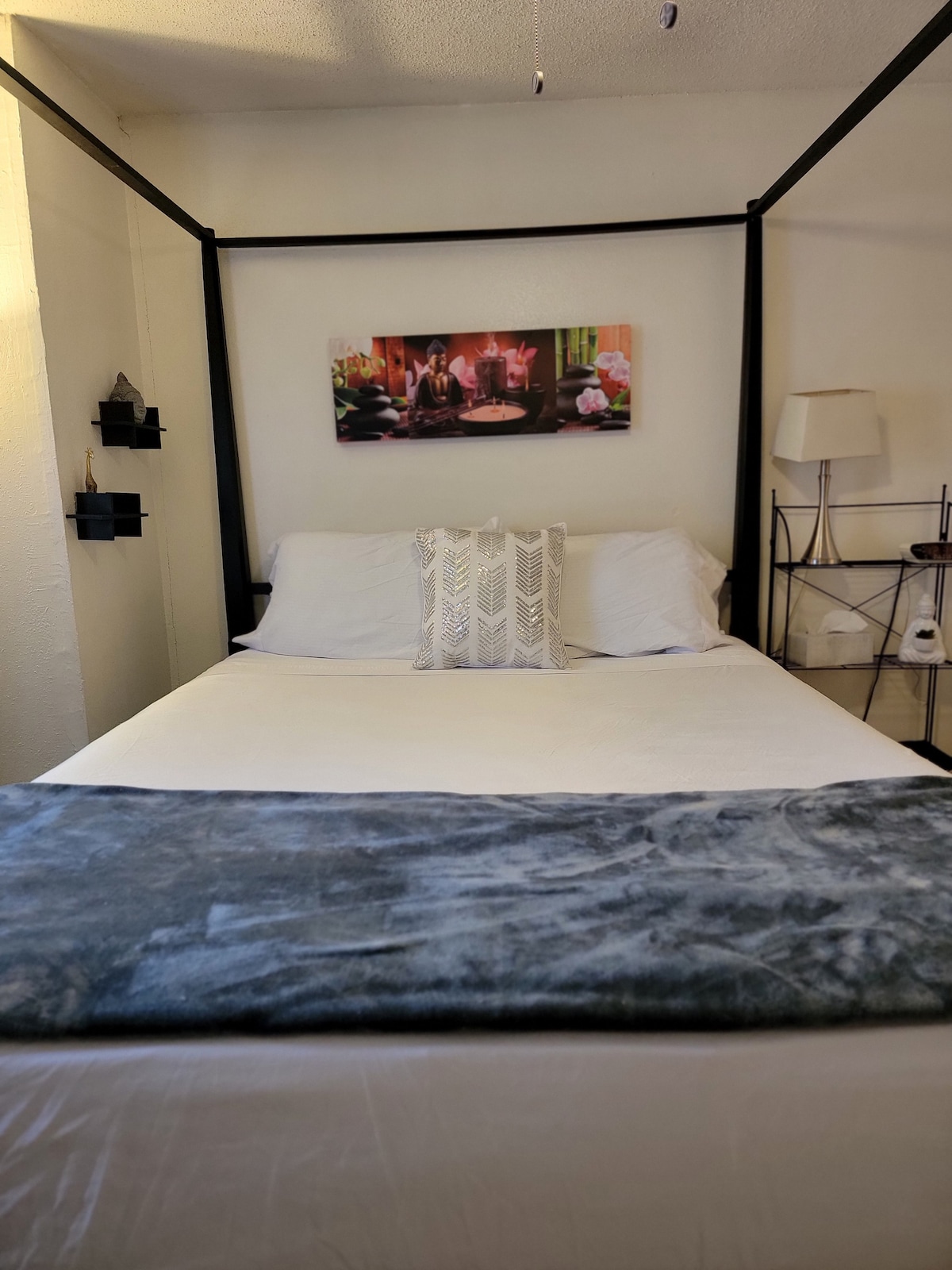 საძინებელი 1