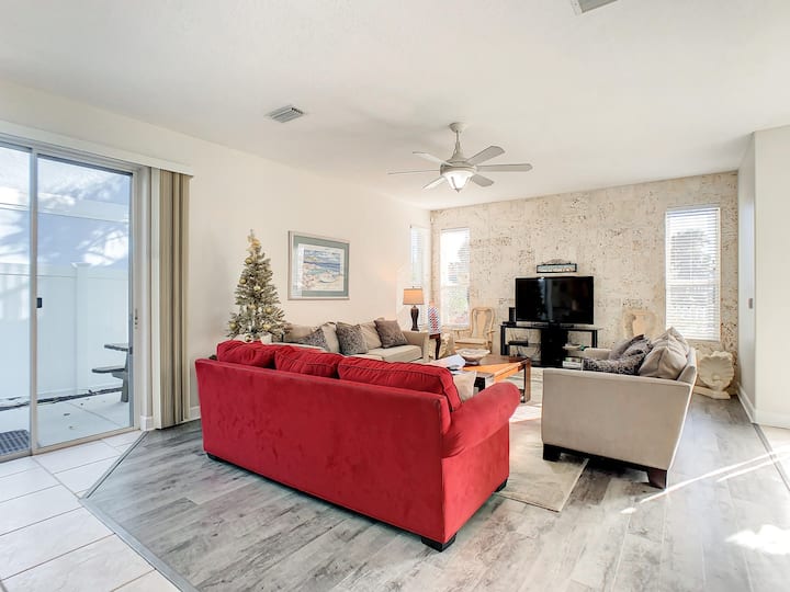 Rooftop Oceanview Beach House - 5bedrms & 4bathrms - Cocoa Beach, FL