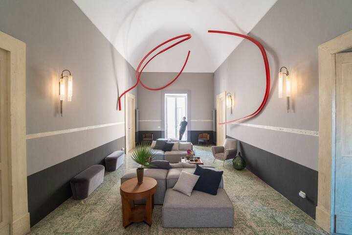 Elegant Palazzo from 1723 w/ Rooftop & Dip Pool!