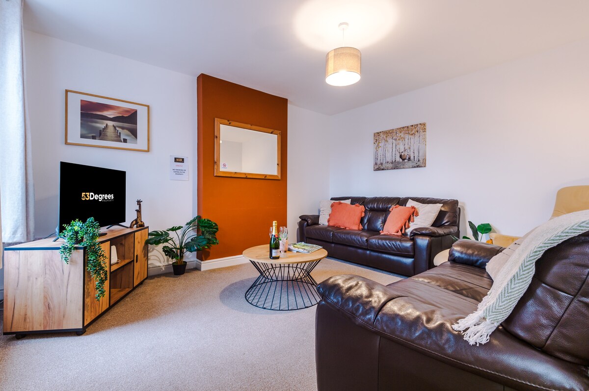 Top Airbnb: Modern apartment, ideal for business, sleeps 3! a Crewe