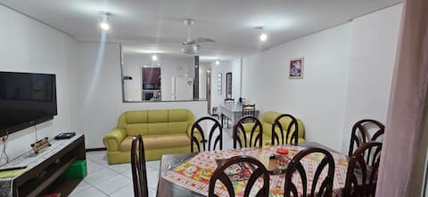 Top Airbnb: Praia do Morro-Guarapari BUILDING FACING THE SEA in Vitória