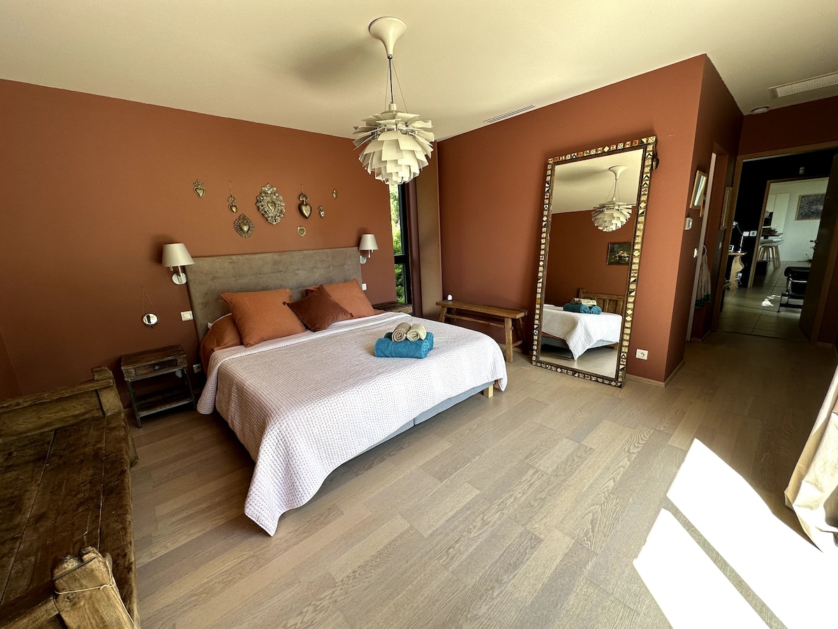 جناح مع حمام