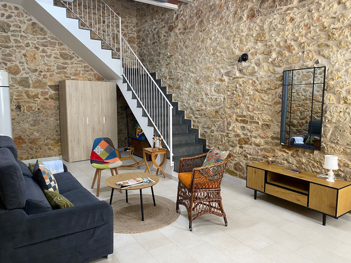 House in natural environment 5