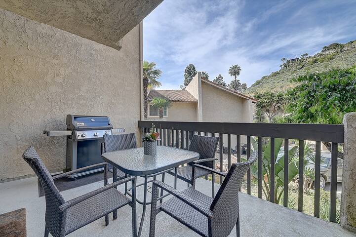 Avalon Terrace “Golfcart + AC” gallery image 3