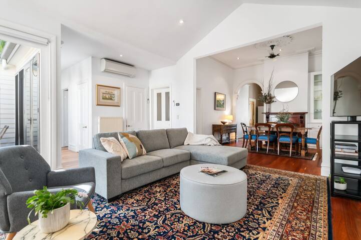 Stylish, Spacious Home in Albert Park Precinct