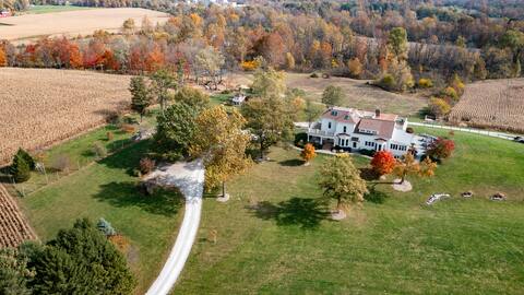 A Country Retreat at Airy Knob Farm