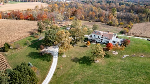 A Country Retreat at Airy Knob Farm