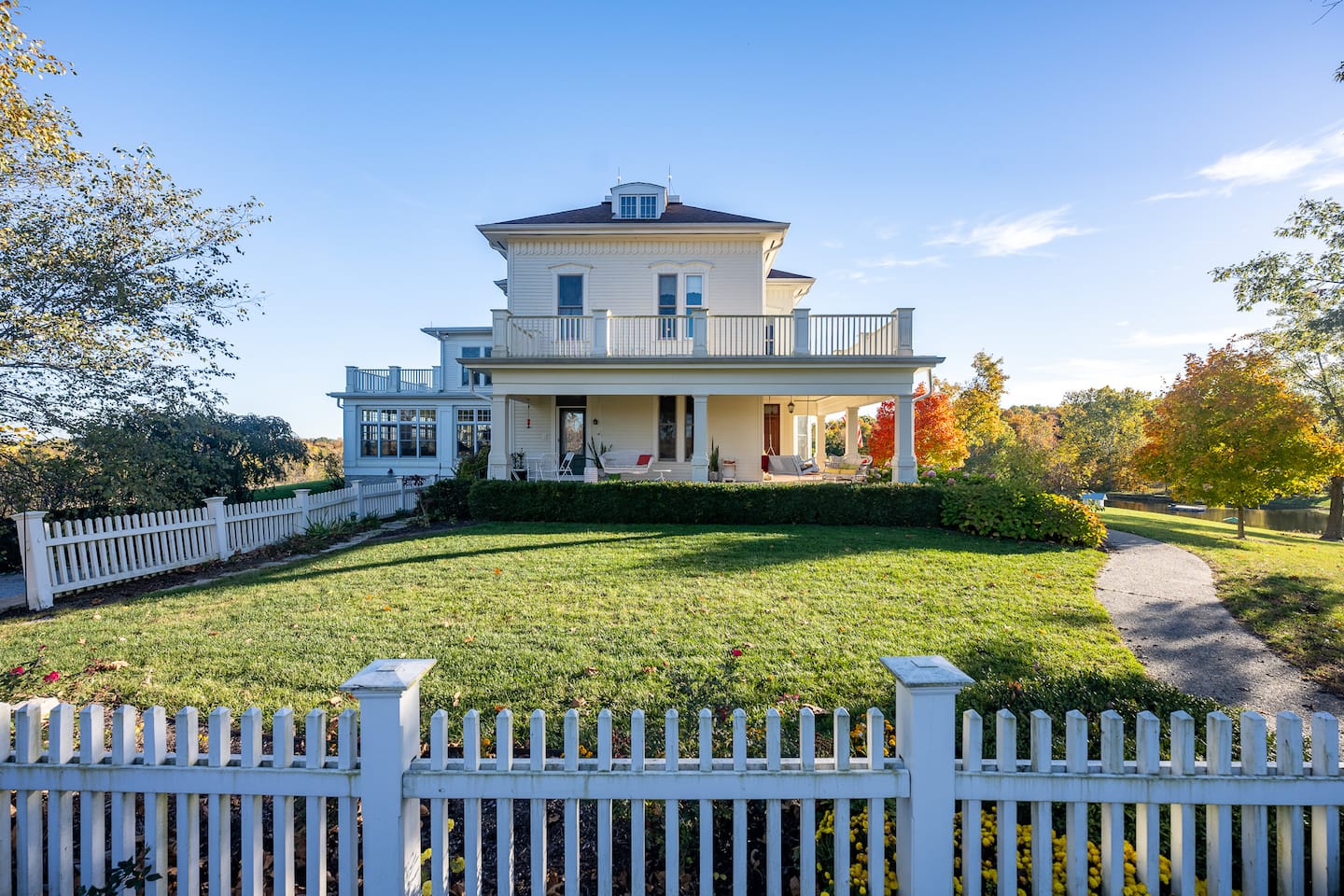 Airy Knob Farm