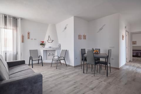 Top Airbnb: Entire apartment - Casa Clamar 600 meters from the sea in Santa Teresa Gallura