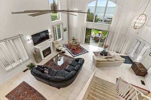 Ocean Views at Casa de Mar near Boston and Salem