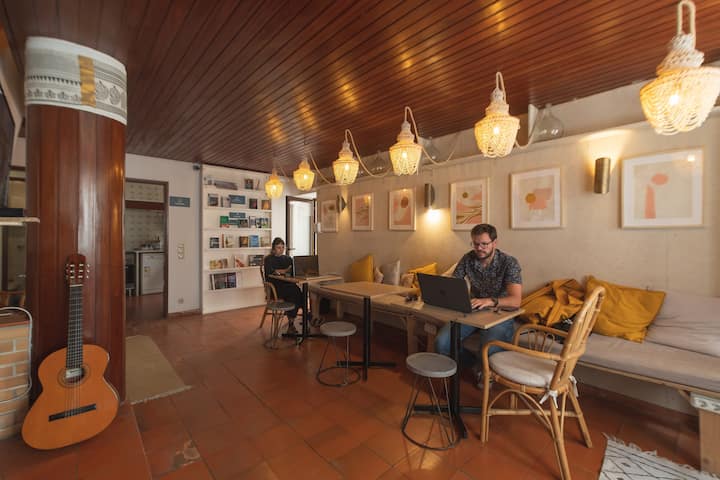 Wot Ericeira Lodge- Double Room W/ Shared Bathroom - Ericeira