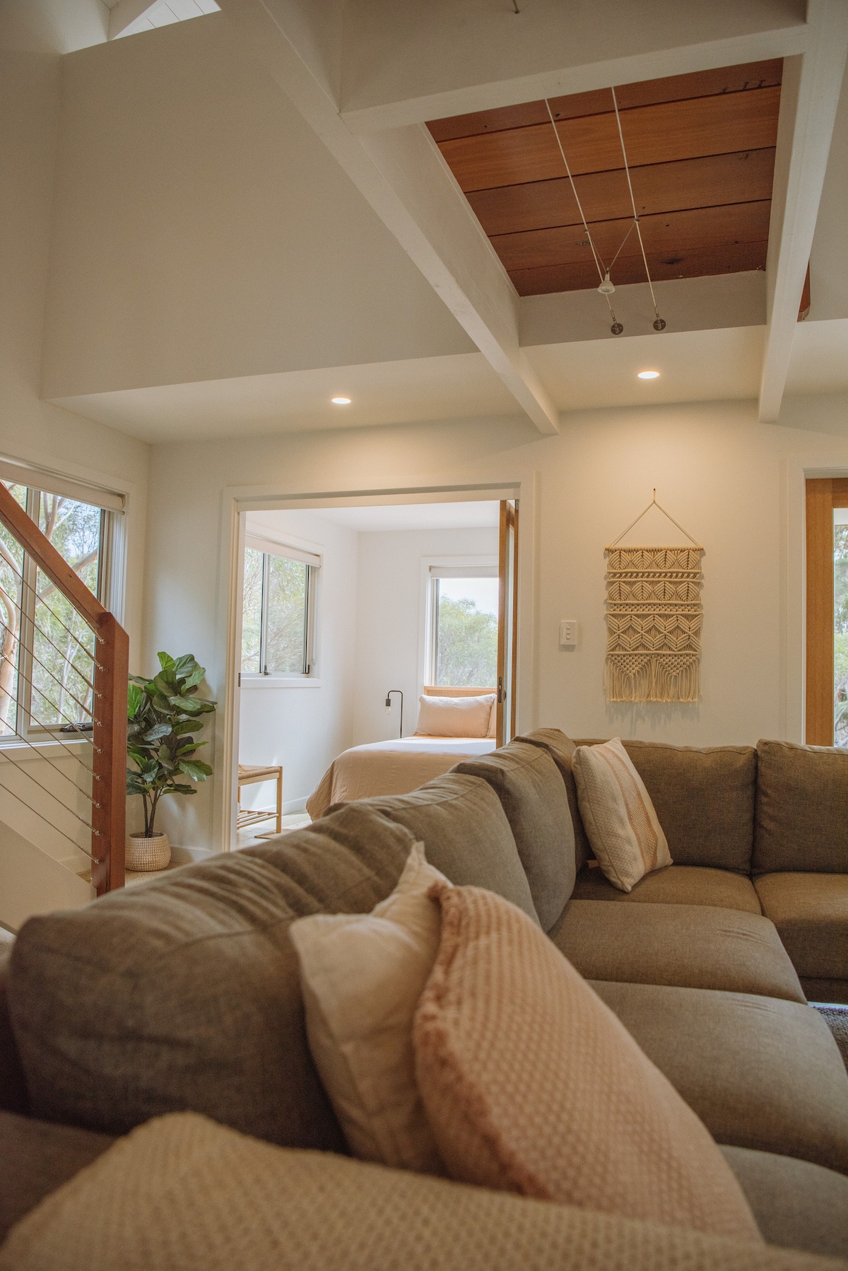 Popular Airbnb listing: Sea Loft Kangaroo Island in Kingscote