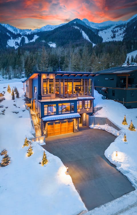 Mtn Spa Retreat | Sauna + Cold Plunge I Ski In/Out