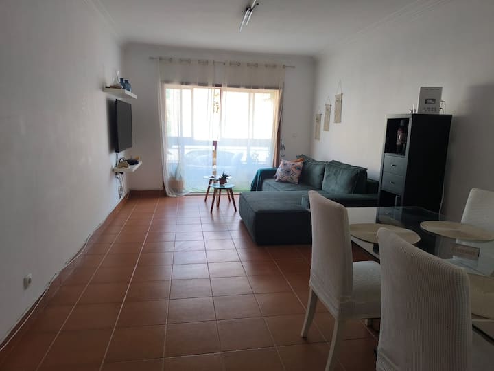 Sunny Room In Central Carcavelos Near Beach - Oeiras