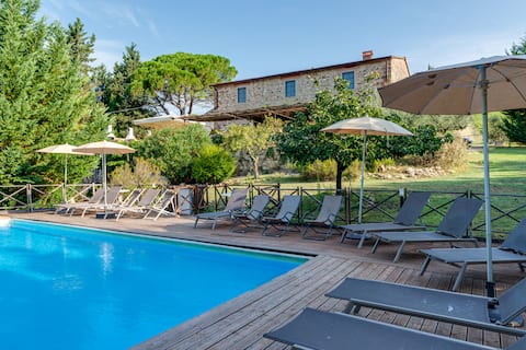 [Villa Acquapietra Florence] Pool in Countryside
