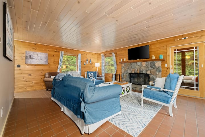 Cottage At Kayuta Lake - State of New York