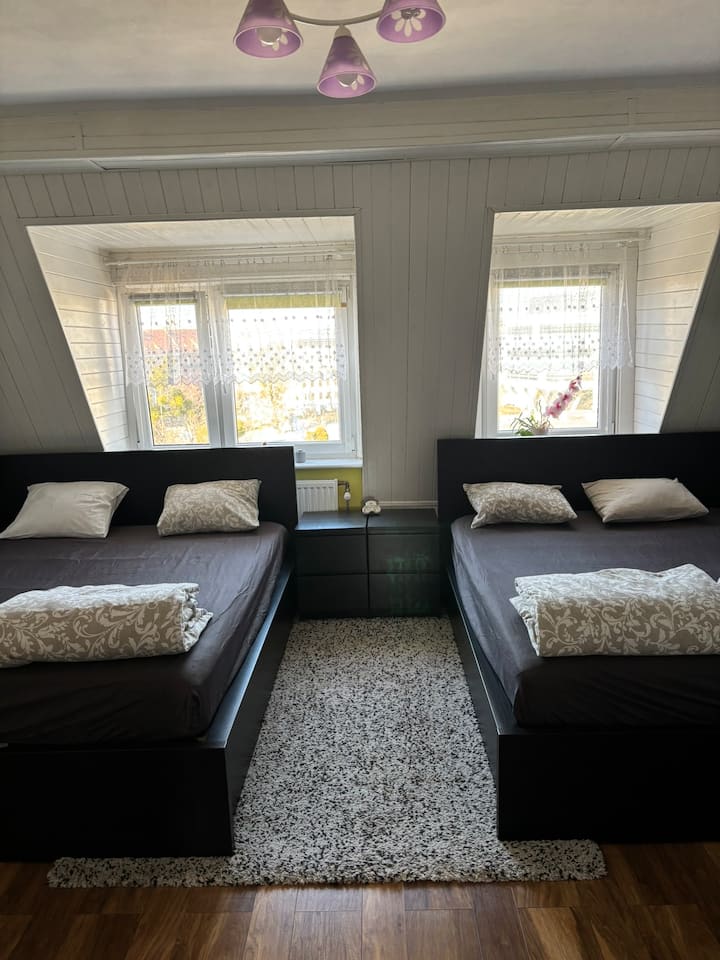 غرفة النوم 2