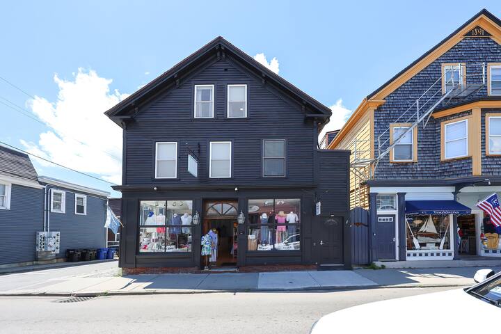 Spacious 3 Bedroom on Thames Street W/Parking gallery image 5